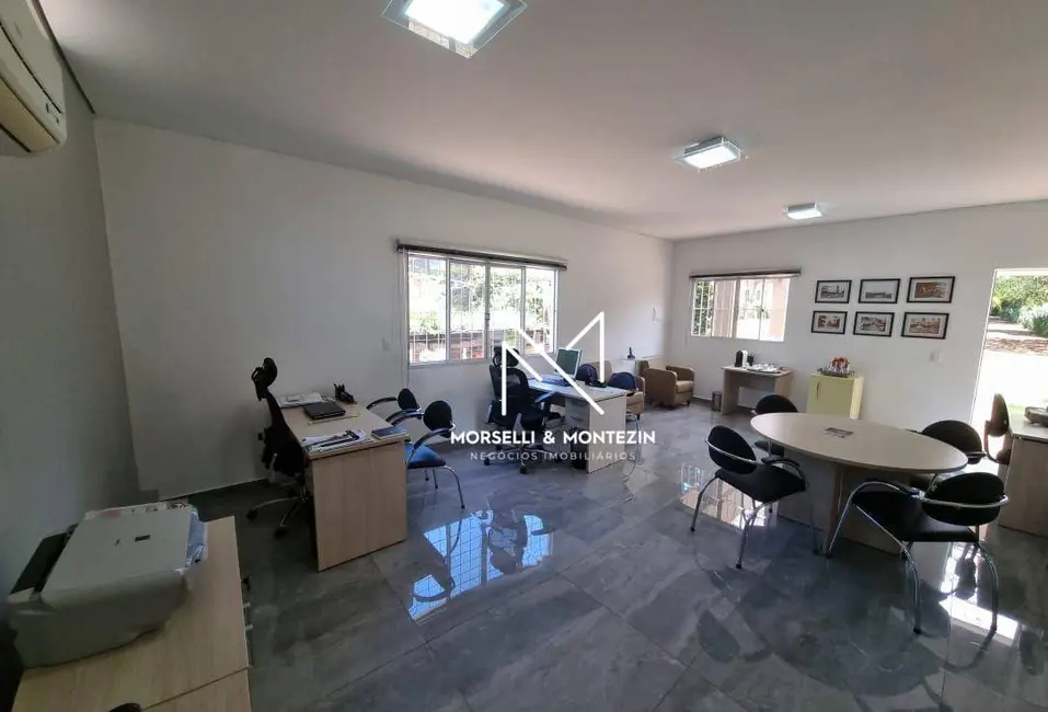 Chácara com 4 quartos à venda, 3040m2 em Terras de Santana II, Londrina - PR - imagem 8 Foto 8 de Chácara com 4 quartos à venda, 3040m2 em Terras de Santana II, Londrina - PR