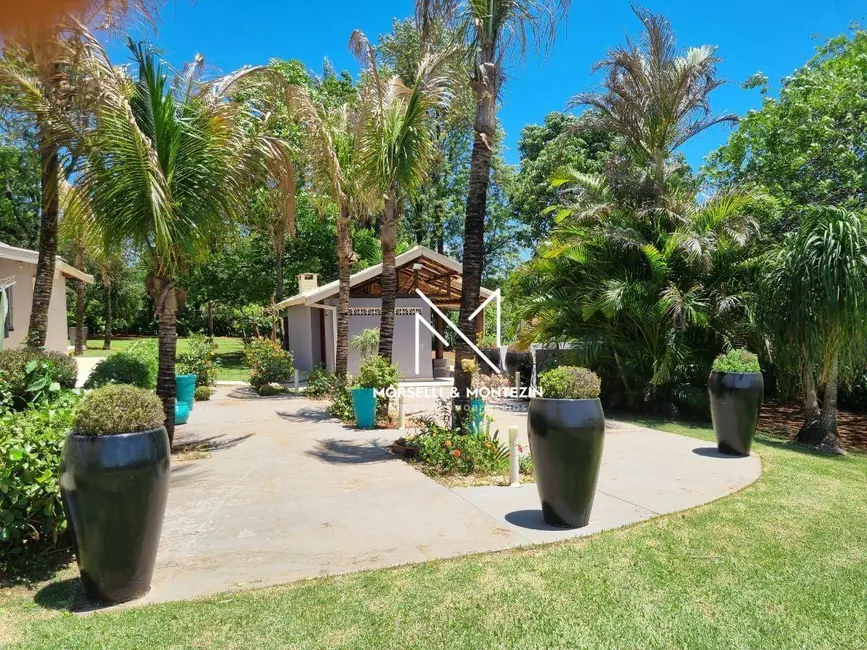 Chácara com 4 quartos à venda, 3040m2 em Terras de Santana II, Londrina - PR - imagem 4 Foto 4 de Chácara com 4 quartos à venda, 3040m2 em Terras de Santana II, Londrina - PR