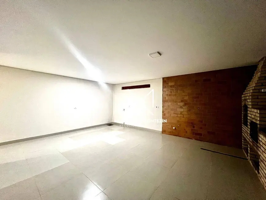 Foto 5 de Sobrado com 3 quartos à venda, 200m2 em Jardim Vale do Cedro, Londrina - PR