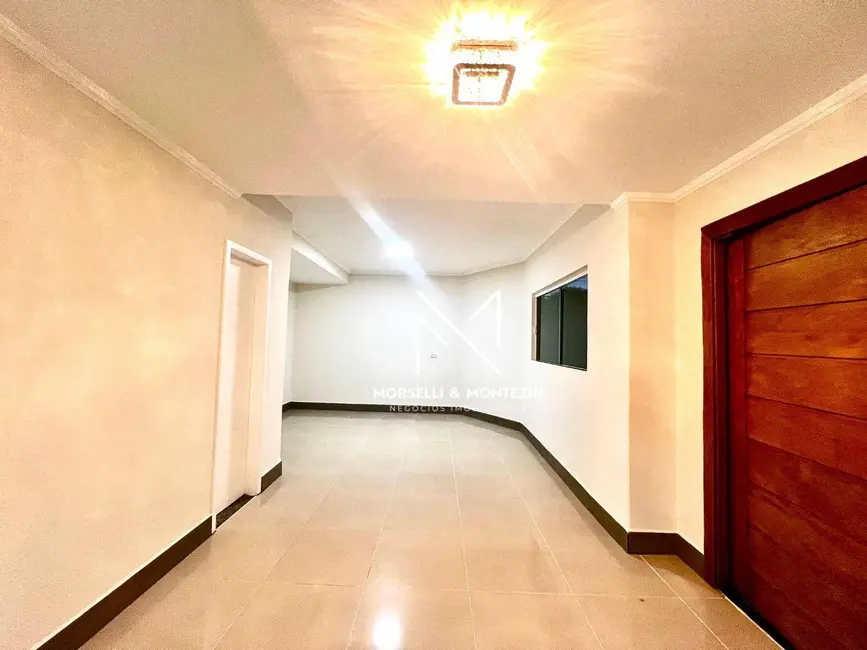 Foto 8 de Sobrado com 3 quartos à venda, 200m2 em Jardim Vale do Cedro, Londrina - PR