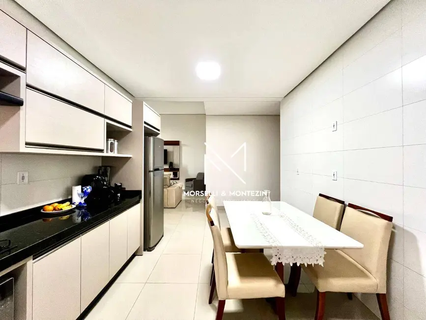 Casa de Condomínio com 3 quartos à venda, 256m2 em Jardim Ecoville I, Cambe - PR - imagem 1 Foto 1 de Casa de Condomínio com 3 quartos à venda, 256m2 em Jardim Ecoville I, Cambe - PR