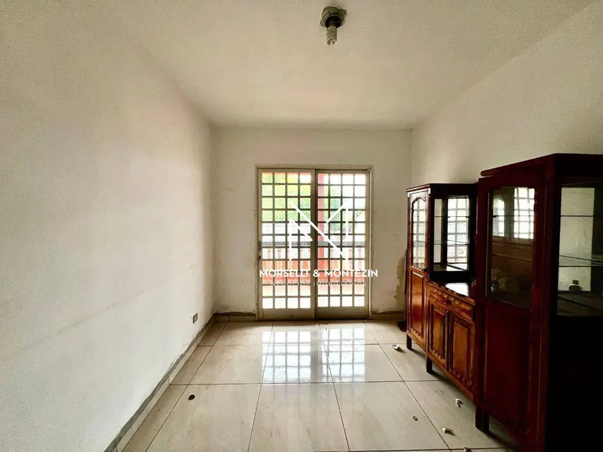 Foto 9 de Sobrado com 3 quartos à venda, 295m2 em Santa Rita 1, Londrina - PR