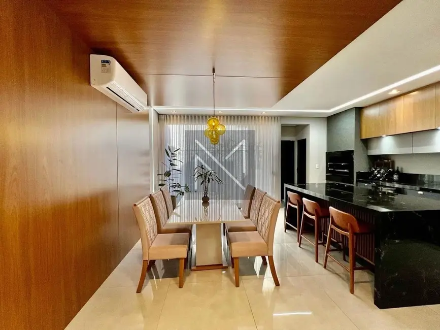 Sobrado com 3 quartos à venda, 125m2 em Cambe - PR - imagem 8 Foto 8 de Sobrado com 3 quartos à venda, 125m2 em Cambe - PR