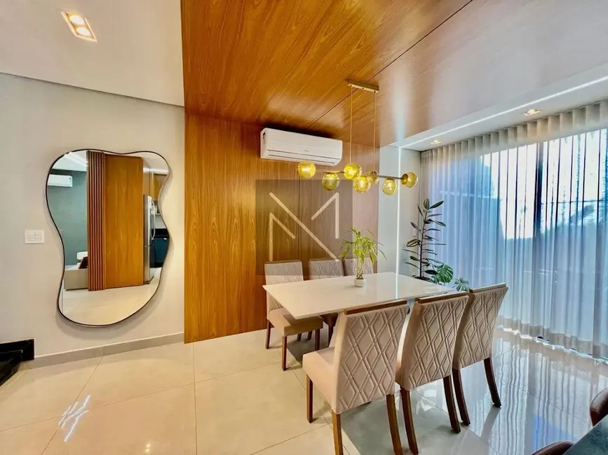 Sobrado com 3 quartos à venda, 125m2 em Cambe - PR - imagem 9 Foto 9 de Sobrado com 3 quartos à venda, 125m2 em Cambe - PR