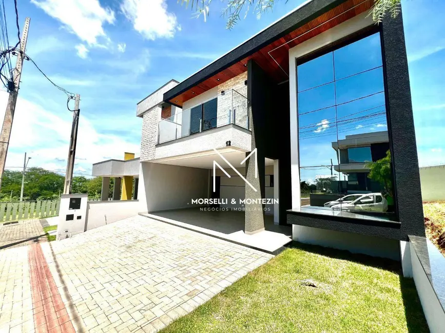 Sobrado com 3 quartos à venda, 170m2 em Londrina - PR - imagem 2 Foto 2 de Sobrado com 3 quartos à venda, 170m2 em Londrina - PR