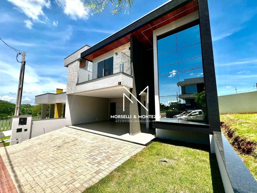 Sobrado com 3 quartos à venda, 170m2 em Londrina - PR - imagem 1 Foto 1 de Sobrado com 3 quartos à venda, 170m2 em Londrina - PR