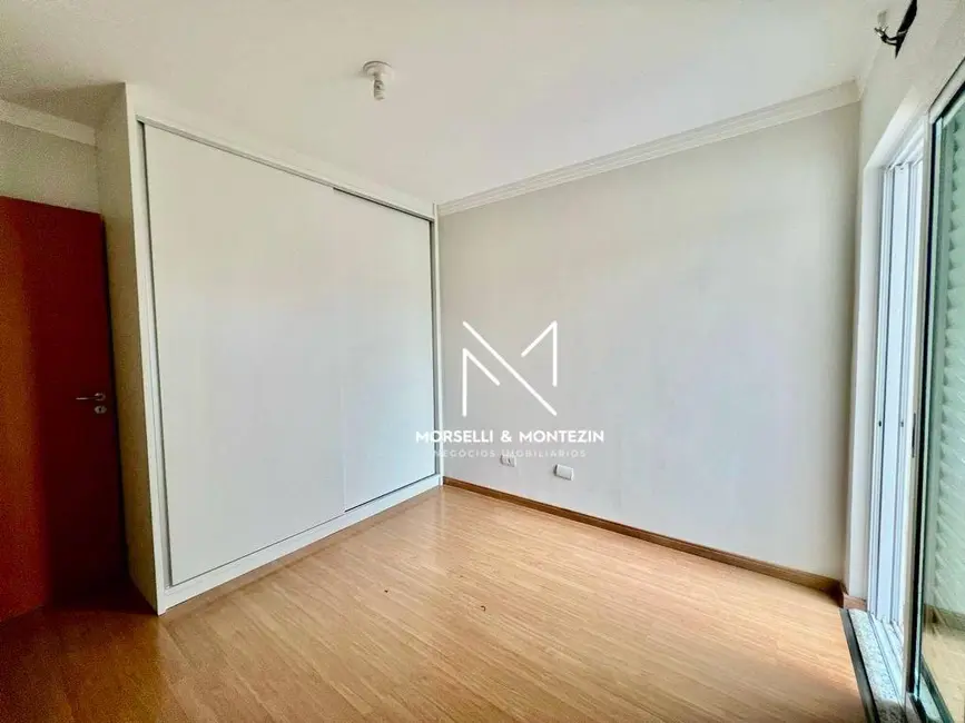 Sobrado com 3 quartos à venda, 250m2 em Centro, Cambe - PR - imagem 8 Foto 8 de Sobrado com 3 quartos à venda, 250m2 em Centro, Cambe - PR