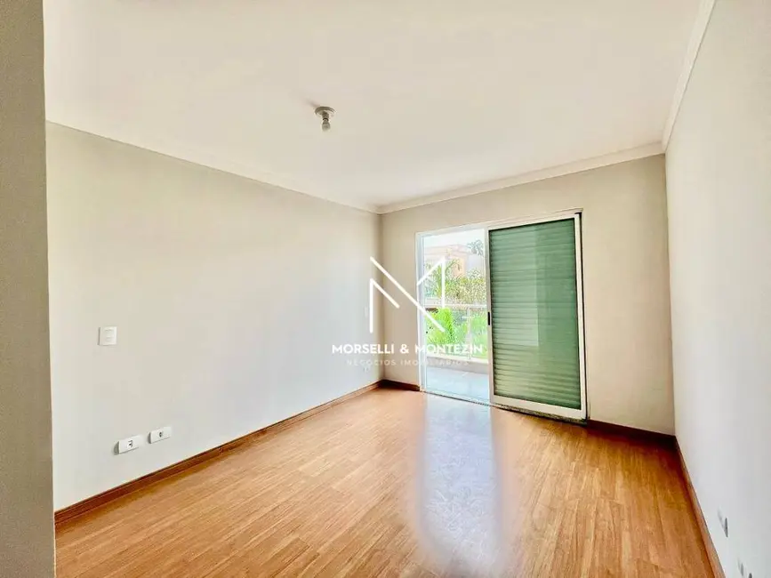 Sobrado com 3 quartos à venda, 250m2 em Centro, Cambe - PR - imagem 5 Foto 5 de Sobrado com 3 quartos à venda, 250m2 em Centro, Cambe - PR