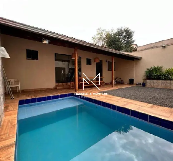 Foto 4 de Sobrado com 4 quartos à venda, 250m2 em Jardim Tókio, Londrina - PR