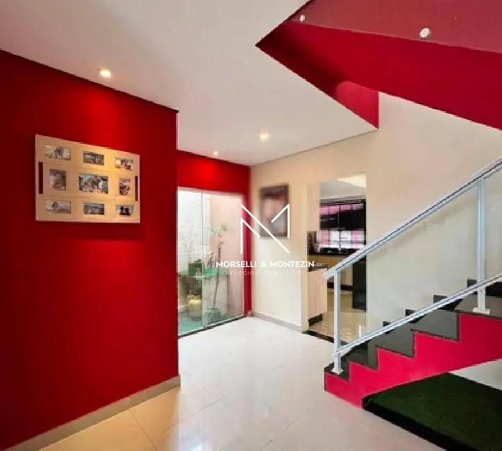 Foto 6 de Sobrado com 4 quartos à venda, 250m2 em Jardim Tókio, Londrina - PR