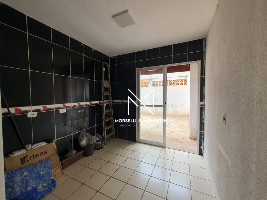 Foto 3 de Casa de Condomínio com 3 quartos à venda, 50m2 em Londrina - PR