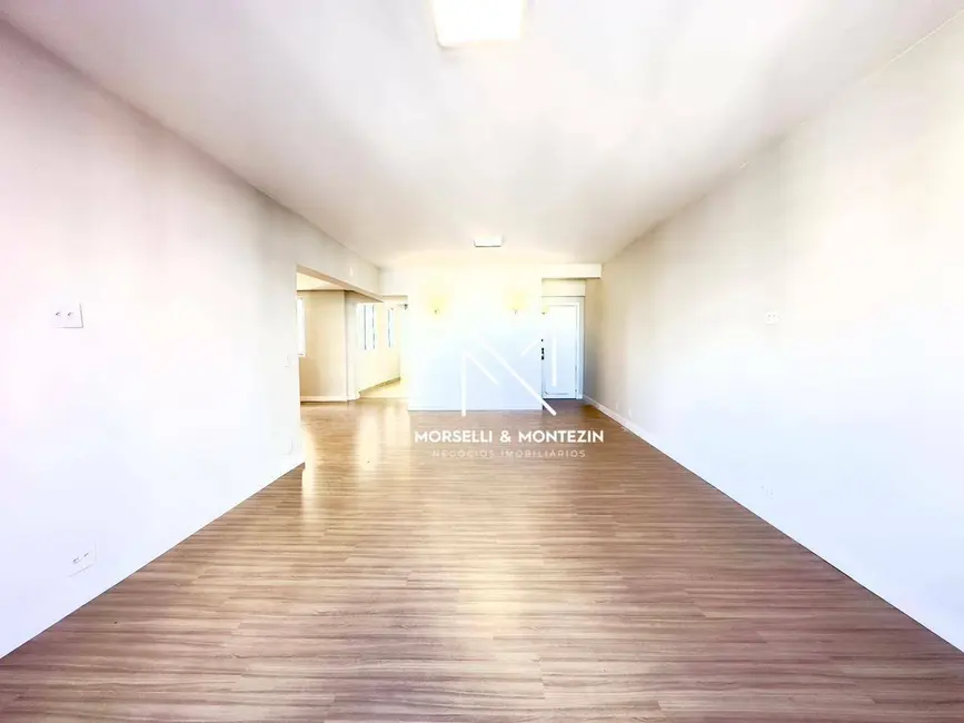 Foto 4 de Apartamento com 3 quartos à venda, 212m2 em Centro, Londrina - PR