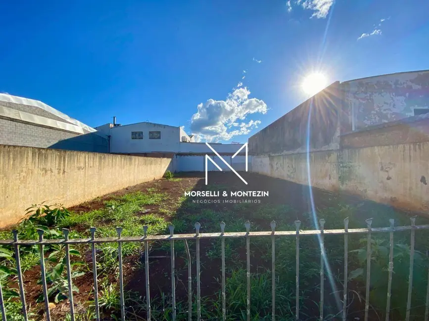 Foto 2 de Terreno / Lote à venda, 360m2 em Sabará I, Londrina - PR