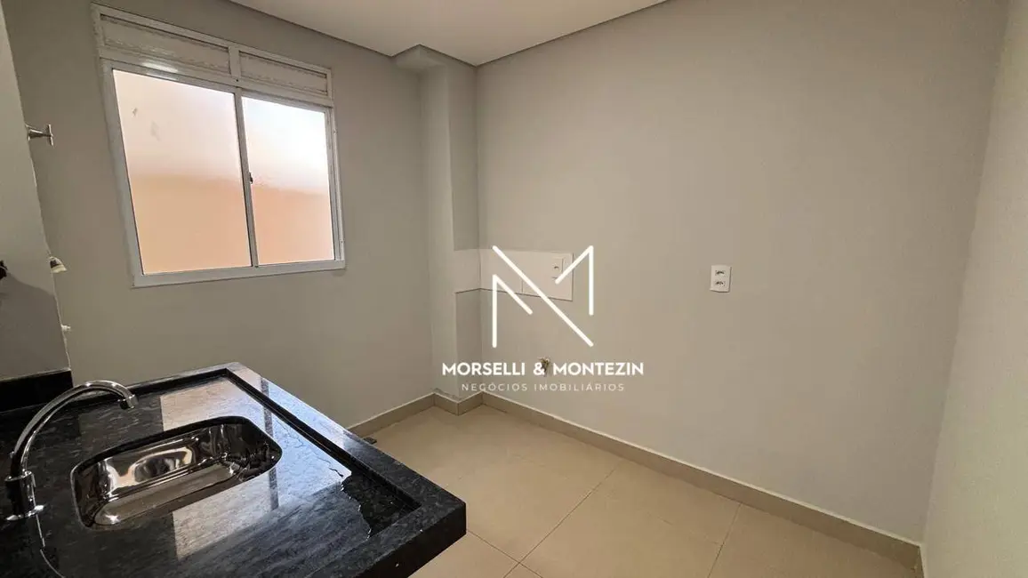 Foto 5 de Apartamento com 2 quartos à venda, 65m2 em Olímpico, Londrina - PR