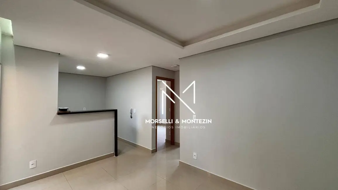 Foto 3 de Apartamento com 2 quartos à venda, 65m2 em Olímpico, Londrina - PR