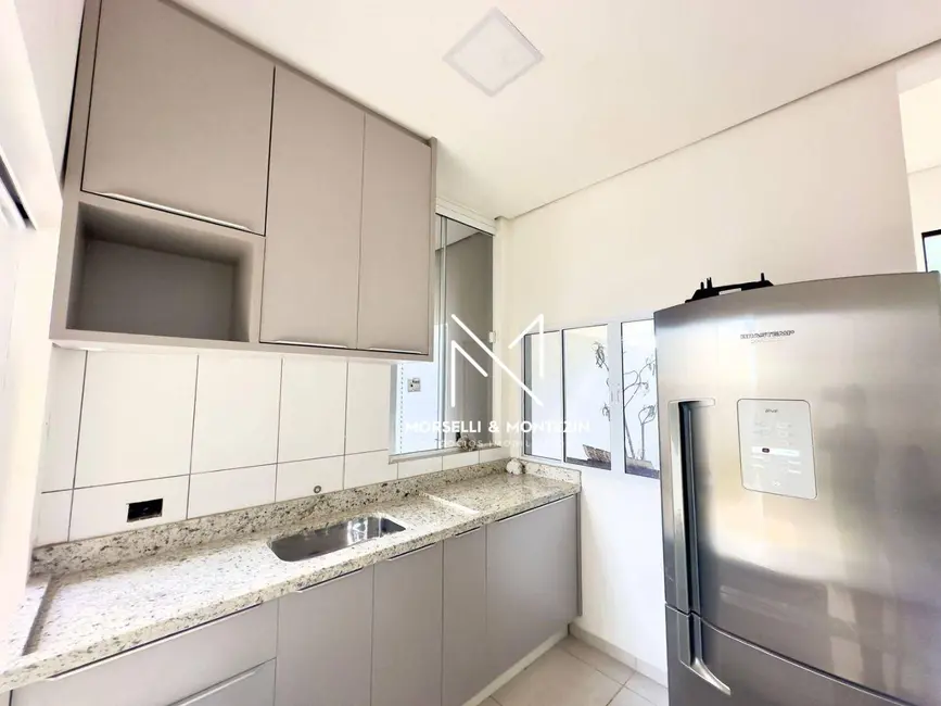 Casa com 3 quartos à venda, 202m2 em Colúmbia, Londrina - PR - imagem 5 Foto 5 de Casa com 3 quartos à venda, 202m2 em Colúmbia, Londrina - PR
