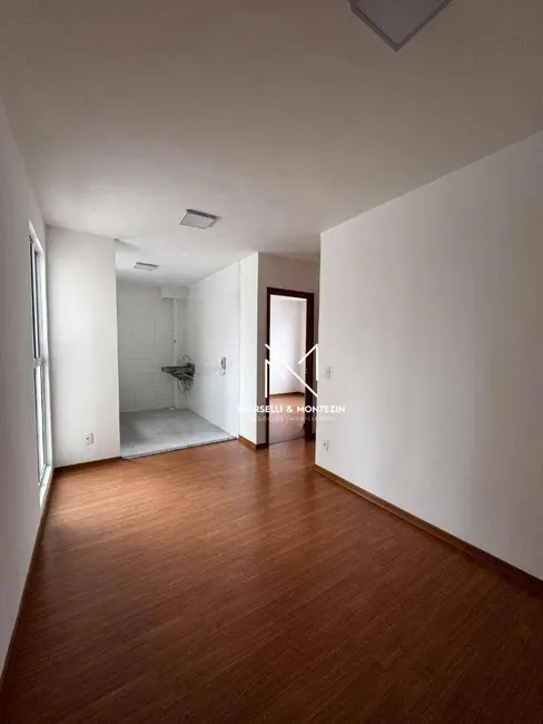 Foto 3 de Apartamento com 2 quartos à venda, 70m2 em Londrina - PR