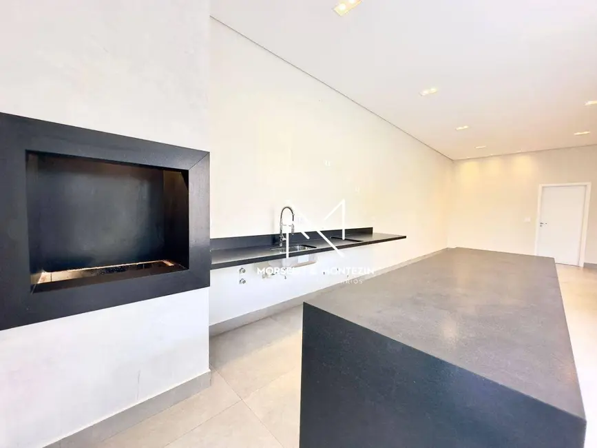 Casa de Condomínio com 3 quartos à venda, 250m2 em Vila Salomé, Cambe - PR - imagem 9 Foto 9 de Casa de Condomínio com 3 quartos à venda, 250m2 em Vila Salomé, Cambe - PR