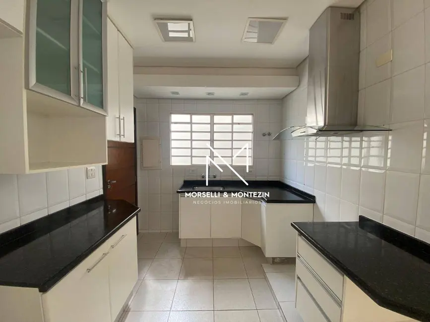 Foto 6 de Sobrado com 3 quartos à venda, 300m2 em Condomínio Vale do Arvoredo, Londrina - PR