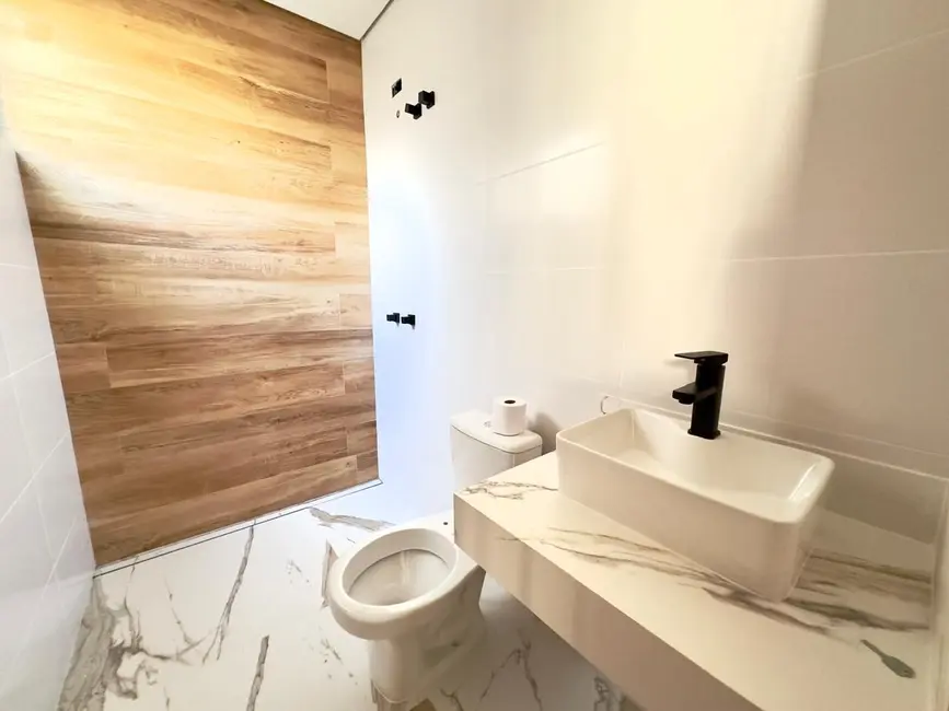 Casa com 3 quartos à venda, 134m2 em Jardim Ecoville I, Cambe - PR - imagem 7 Foto 7 de Casa com 3 quartos à venda, 134m2 em Jardim Ecoville I, Cambe - PR