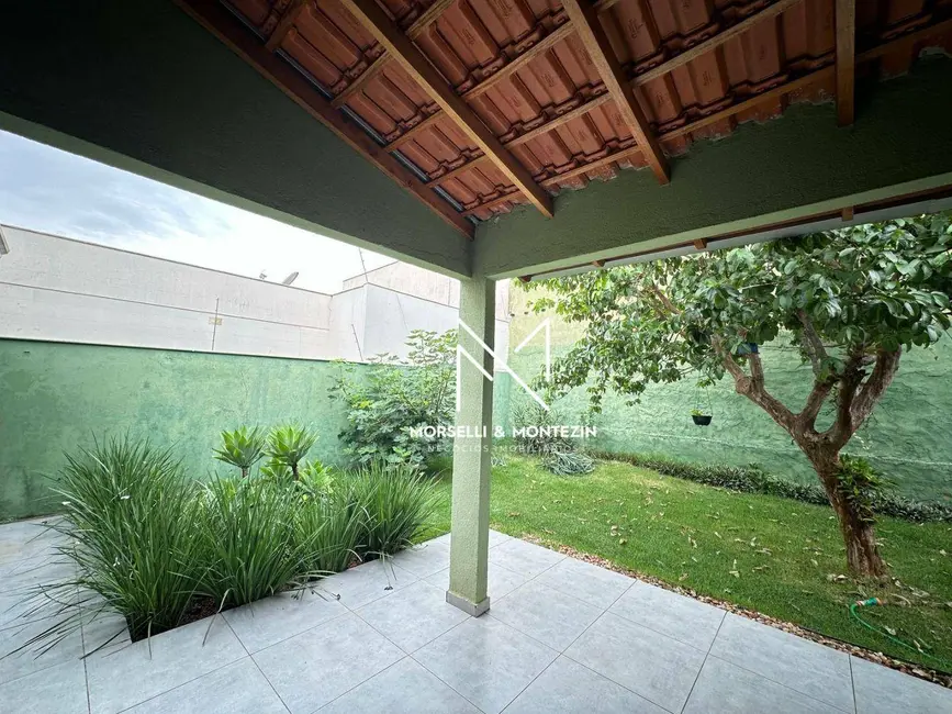 Foto 2 de Casa com 2 quartos à venda, 180m2 em Jardim Imagawa, Londrina - PR