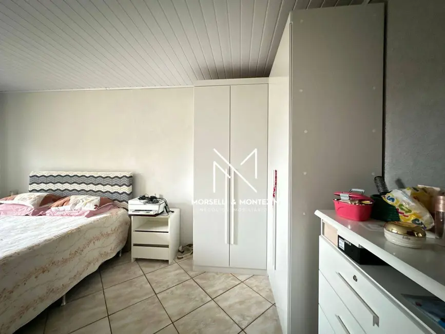 Foto 8 de Casa com 2 quartos à venda, 180m2 em Jardim Imagawa, Londrina - PR