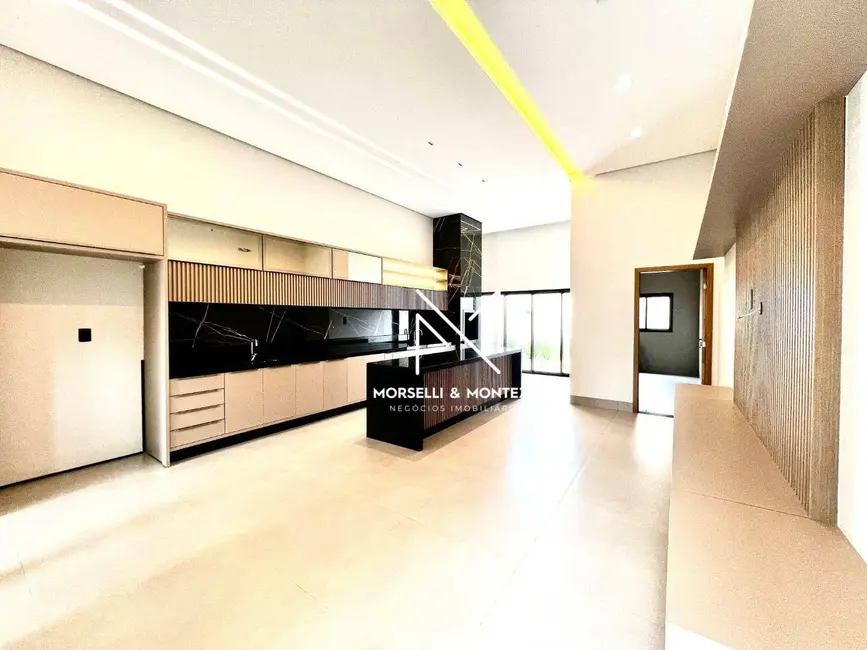 Foto 8 de Sobrado com 4 quartos à venda, 300m2 em Centro, Cambe - PR