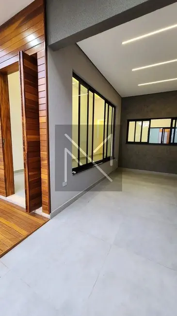 Casa com 3 quartos à venda, 135m2 em Londrina - PR - imagem 4 Foto 4 de Casa com 3 quartos à venda, 135m2 em Londrina - PR