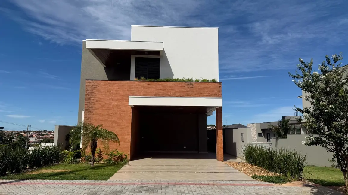 Foto 2 de Sobrado com 3 quartos à venda, 252m2 em Jardim da Luz, Londrina - PR