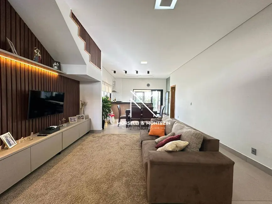 Foto 5 de Casa de Condomínio com 5 quartos à venda e para alugar, 265m2 em Conjunto Habitacional Alexandre Urbanas, Londrina - PR