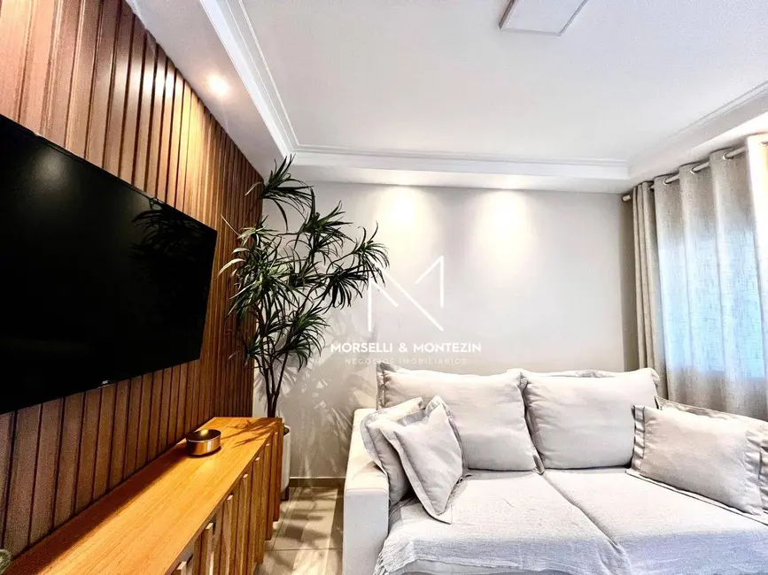 Foto 5 de Casa com 3 quartos à venda, 200m2 em Jardim Colúmbia D, Londrina - PR