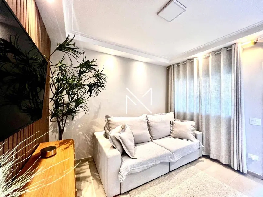 Foto 4 de Casa com 3 quartos à venda, 200m2 em Jardim Colúmbia D, Londrina - PR