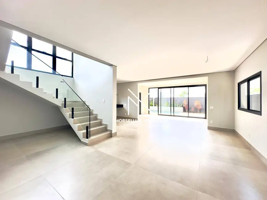 Foto 2 de Casa de Condomínio com 4 quartos à venda, 250m2 em Jardim da Luz, Londrina - PR