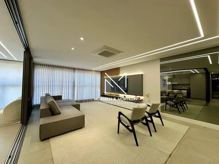 Apartamento com 3 quartos à venda, 285m2 em Londrina - PR - imagem 5 Foto 5 de Apartamento com 3 quartos à venda, 285m2 em Londrina - PR