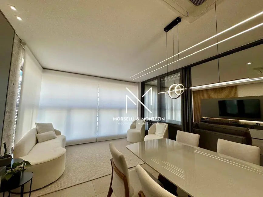 Apartamento com 3 quartos à venda, 285m2 em Londrina - PR - imagem 9 Foto 9 de Apartamento com 3 quartos à venda, 285m2 em Londrina - PR