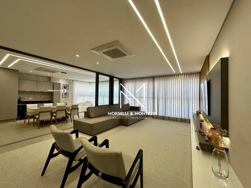 Apartamento com 3 quartos à venda, 285m2 em Londrina - PR - imagem 8 Foto 8 de Apartamento com 3 quartos à venda, 285m2 em Londrina - PR