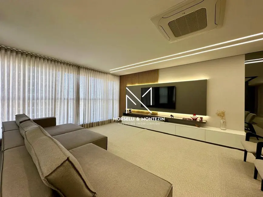 Apartamento com 3 quartos à venda, 285m2 em Londrina - PR - imagem 6 Foto 6 de Apartamento com 3 quartos à venda, 285m2 em Londrina - PR