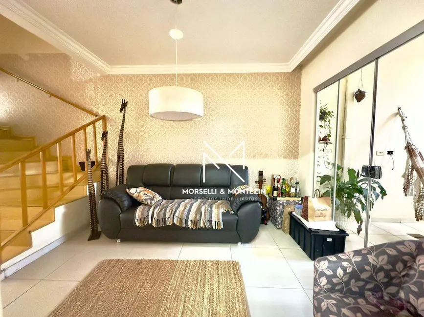 Foto 7 de Casa de Condomínio com 3 quartos à venda, 192m2 em Parque Jamaica, Londrina - PR