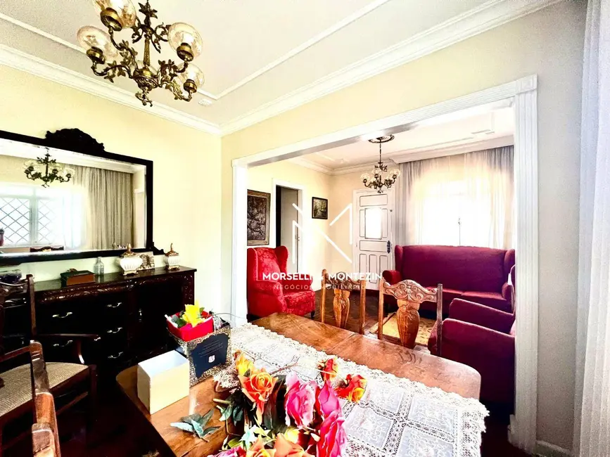Foto 6 de Casa com 3 quartos à venda, 520m2 em Santa Mariana - PR