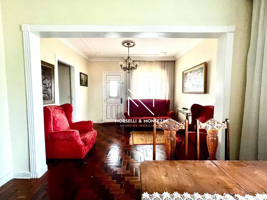 Foto 5 de Casa com 3 quartos à venda, 520m2 em Santa Mariana - PR