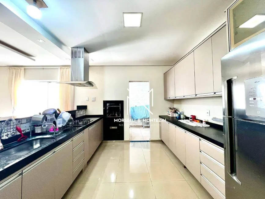 Foto 9 de Casa de Condomínio com 2 quartos à venda, 100m2 em Heimtal, Londrina - PR