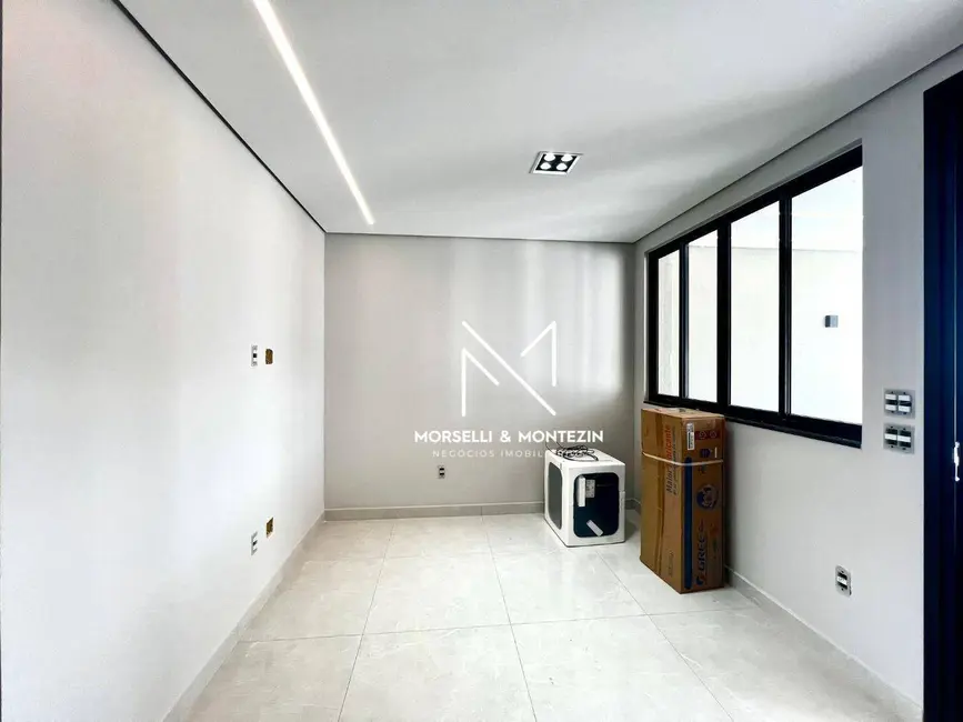 Foto 3 de Sobrado com 3 quartos à venda, 126m2 em Jardim Ecoville I, Cambe - PR