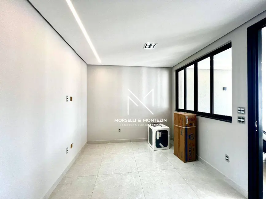 Foto 2 de Sobrado com 3 quartos à venda, 126m2 em Jardim Ecoville I, Cambe - PR