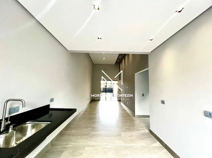 Foto 3 de Casa com 3 quartos à venda, 125m2 em Jardim Montecatini, Cambe - PR