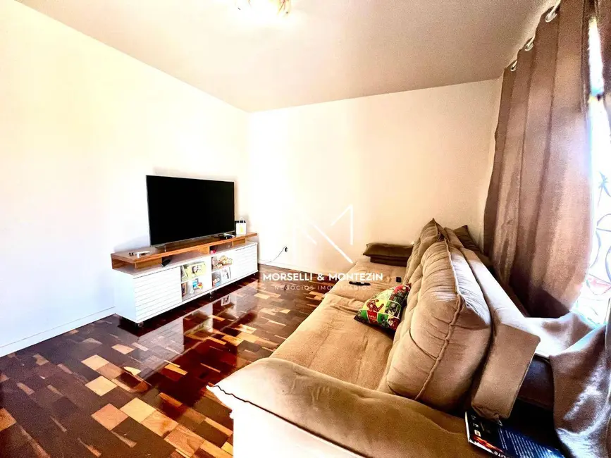 Foto 6 de Casa com 3 quartos à venda, 307m2 em Aragarça, Londrina - PR