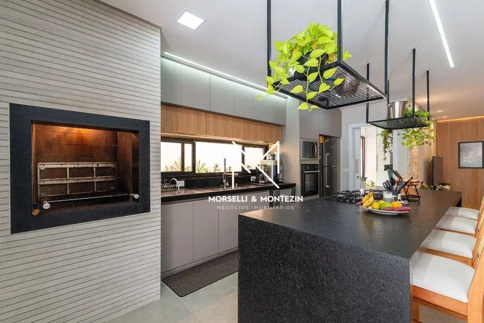 Foto 7 de Sobrado com 3 quartos à venda, 250m2 em Universitário, Londrina - PR