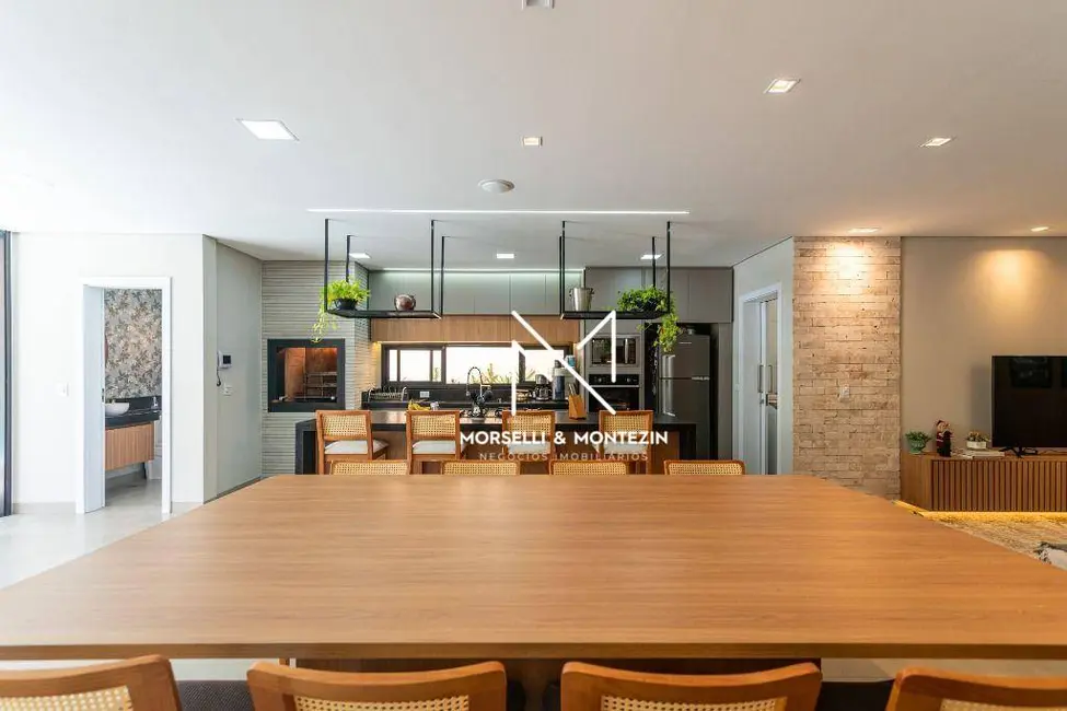 Foto 4 de Sobrado com 3 quartos à venda, 250m2 em Universitário, Londrina - PR