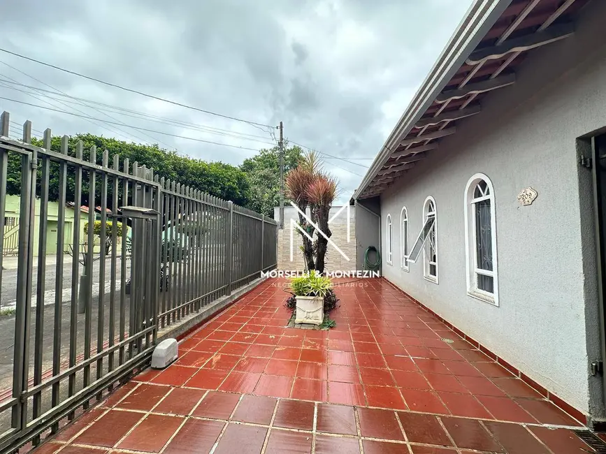 Foto 1 de Casa com 2 quartos à venda, 300m2 em São Pedro, Londrina - PR