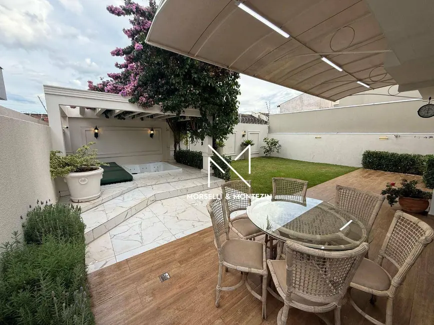 Foto 1 de Casa de Condomínio com 3 quartos à venda, 252m2 em Cambe - PR