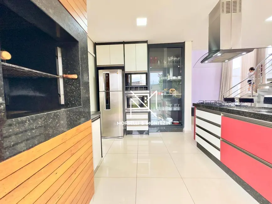 Foto 4 de Casa de Condomínio com 3 quartos à venda, 252m2 em Cambe - PR